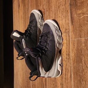 Kids/Women Jordan Retro 9